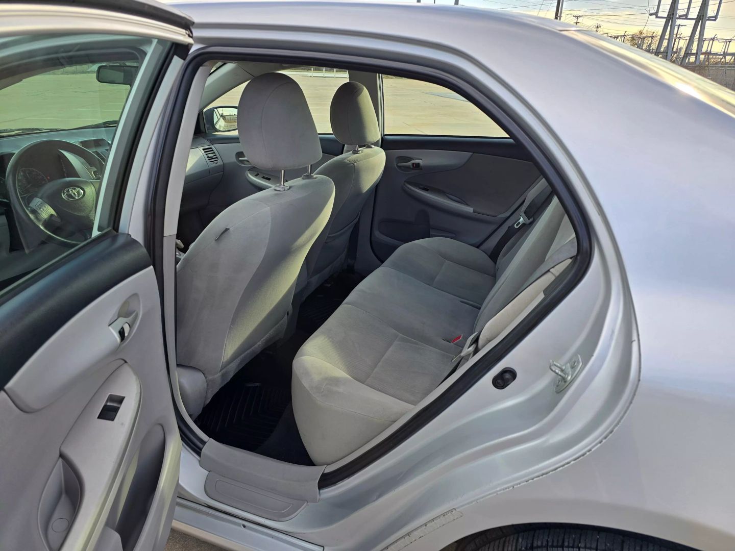 2013 Toyota Corolla - Image 11