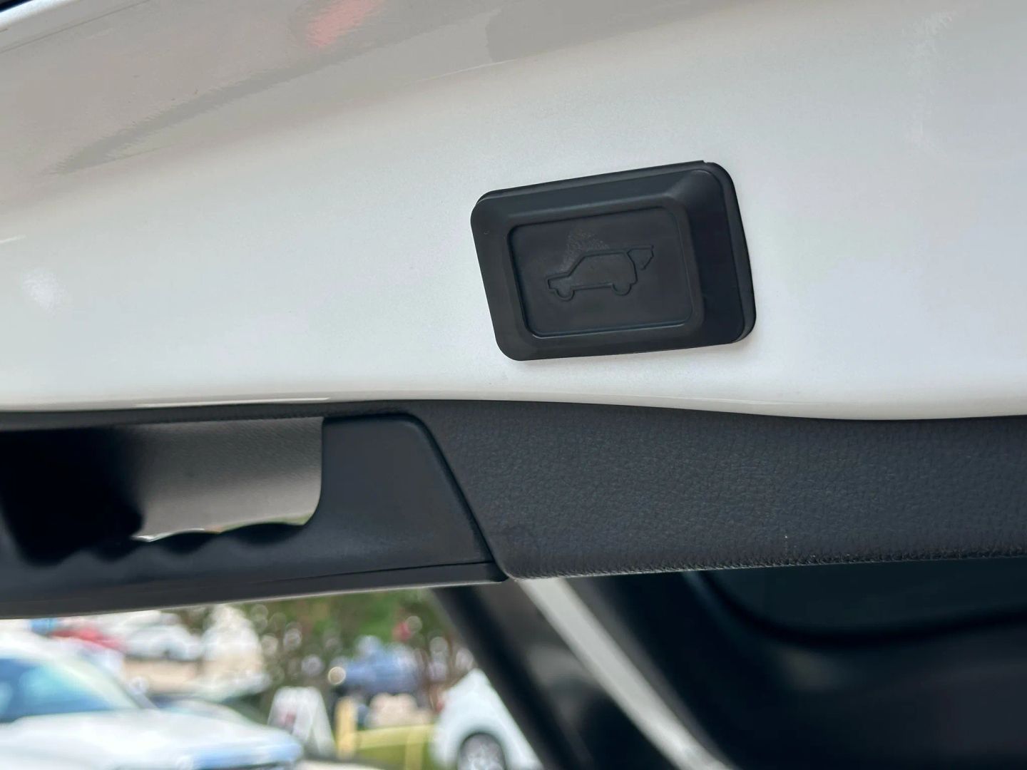 2019 Toyota Rav4 - Image 18