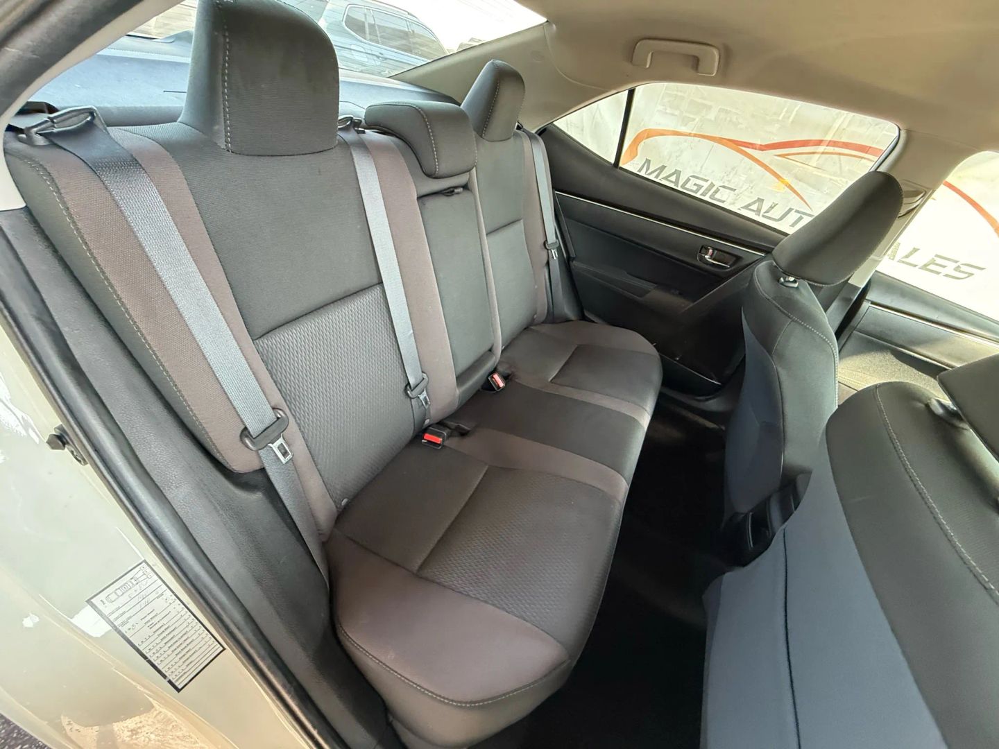 2018 Toyota Corolla - Image 23