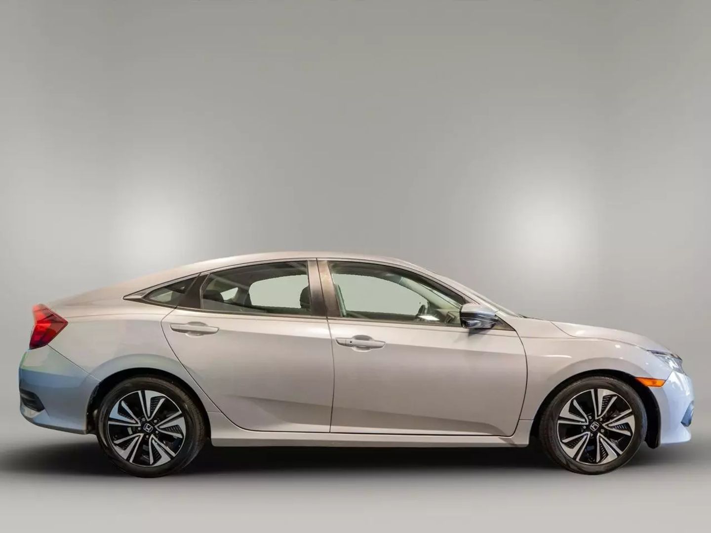 2018 Honda Civic Ex-t Sedan 4d - Image 13