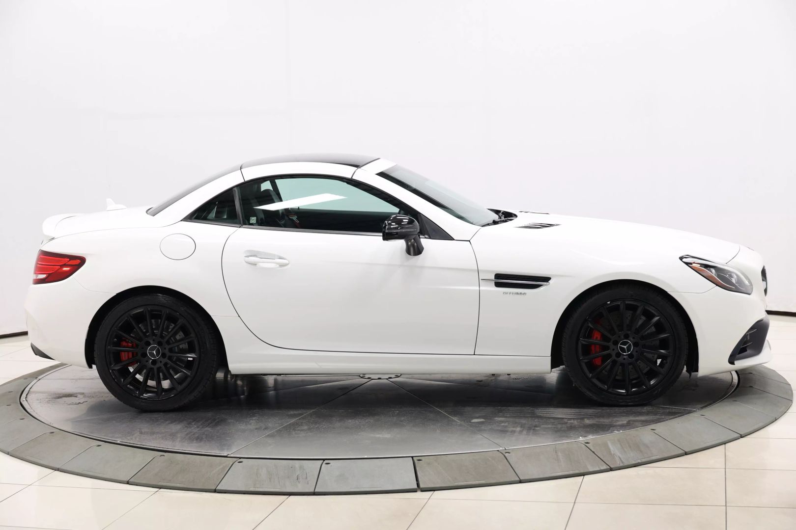 2017 Mercedes-benz Mercedes-amg Slc - Image 98