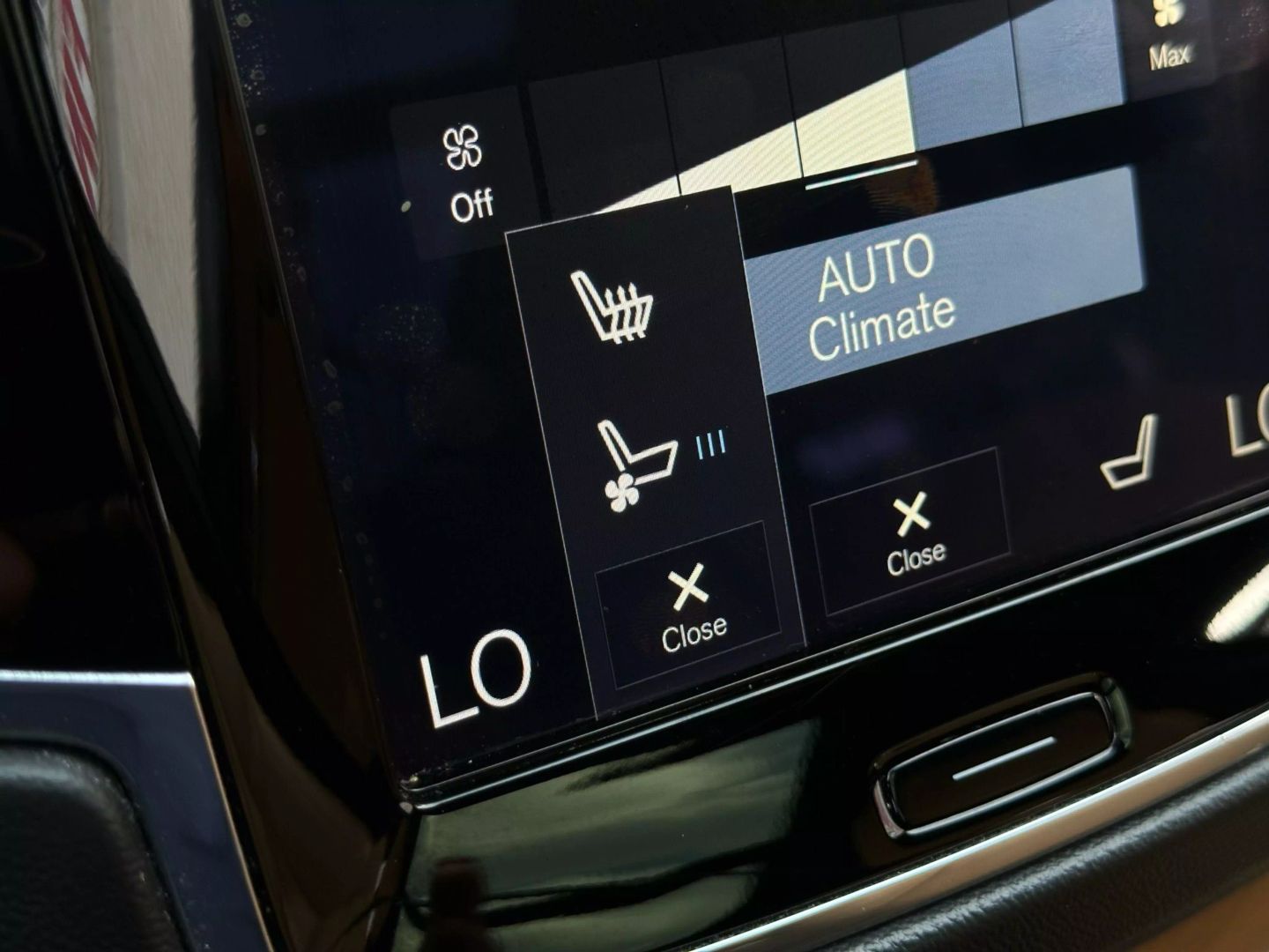 2017 Volvo Xc90 - Image 40