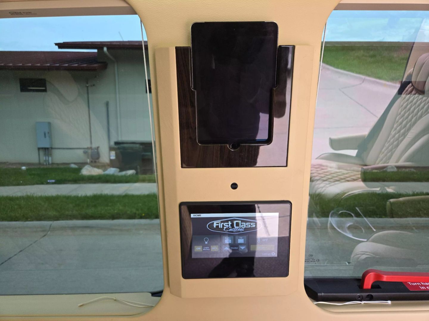 2017 Mercedes-benz Sprinter 2500 Cargo - Image 32