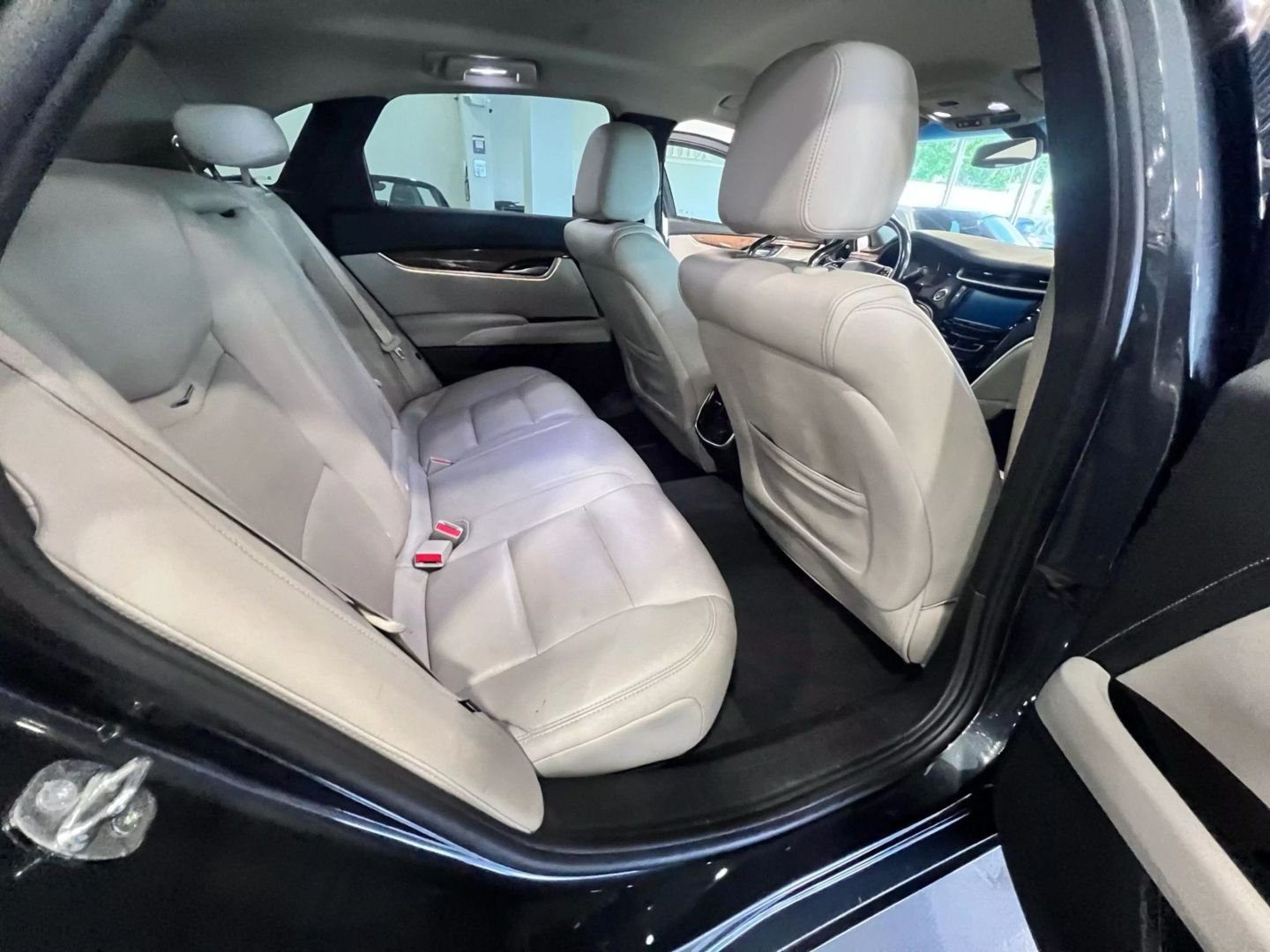 2019 Cadillac Xts Luxury Sedan 4d - Image 21