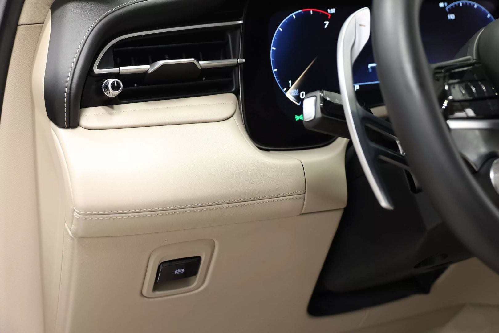 2023 Maserati Grecale - Image 21
