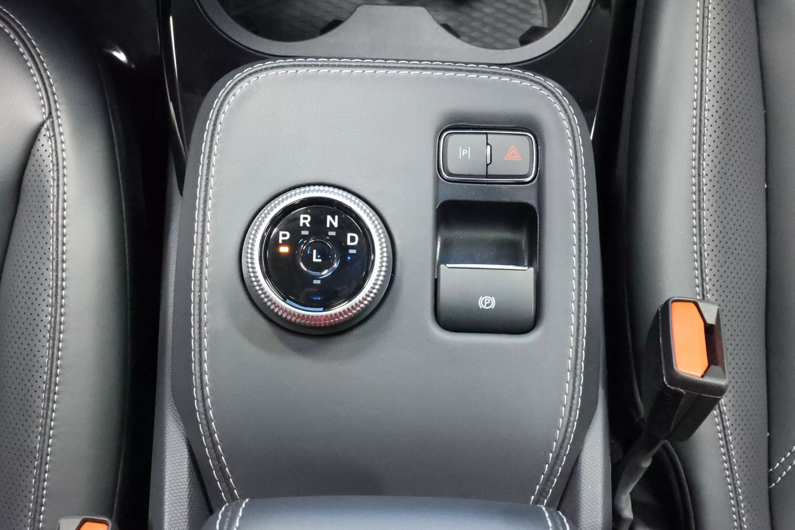 2024 Ford Mustang Mach-e - Image 38