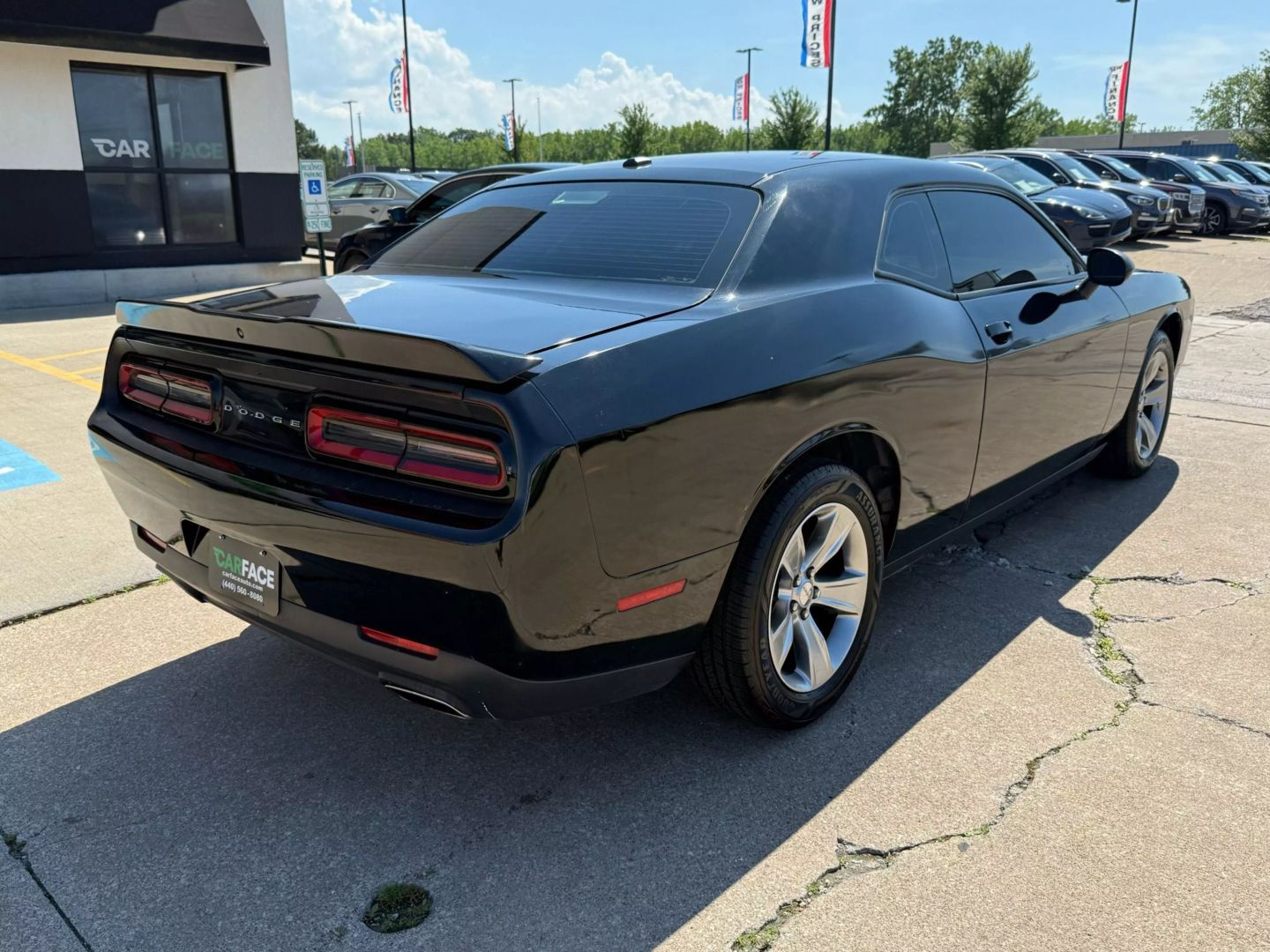2018 Dodge Challenger - Image 15