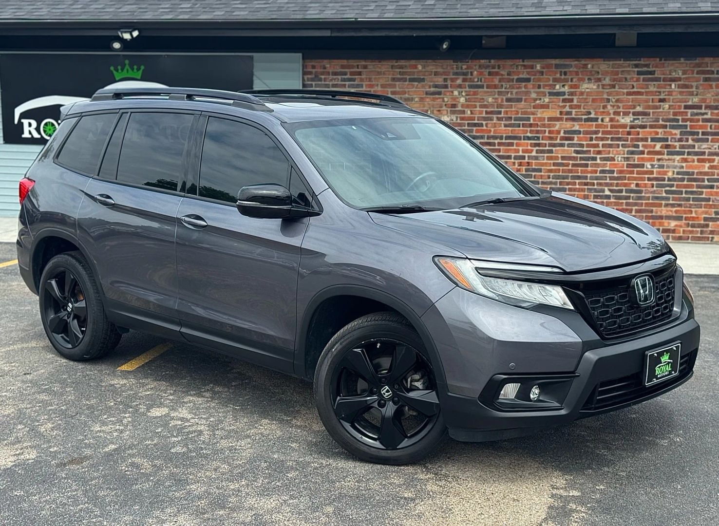 2021 Honda Passport - Image 2