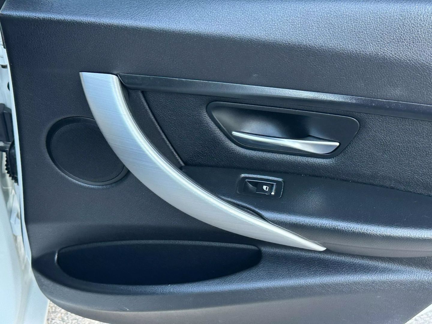 2017 Bmw 3 Series - Image 21