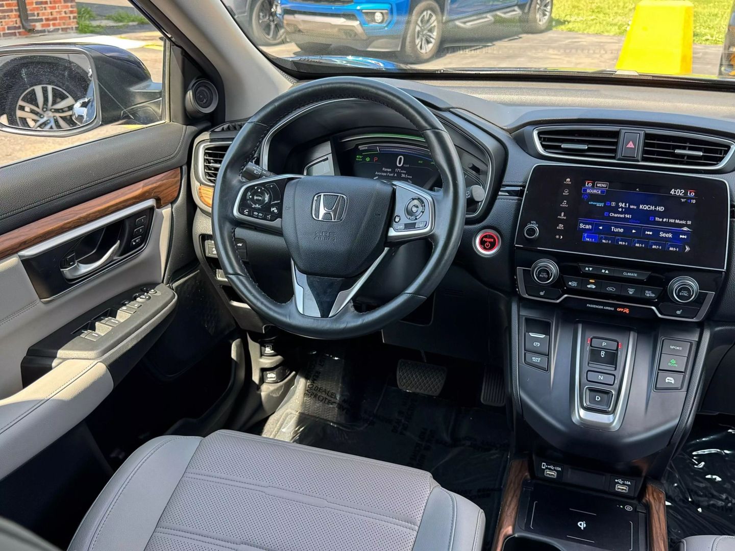 2022 Honda Cr-v Hybrid - Image 30