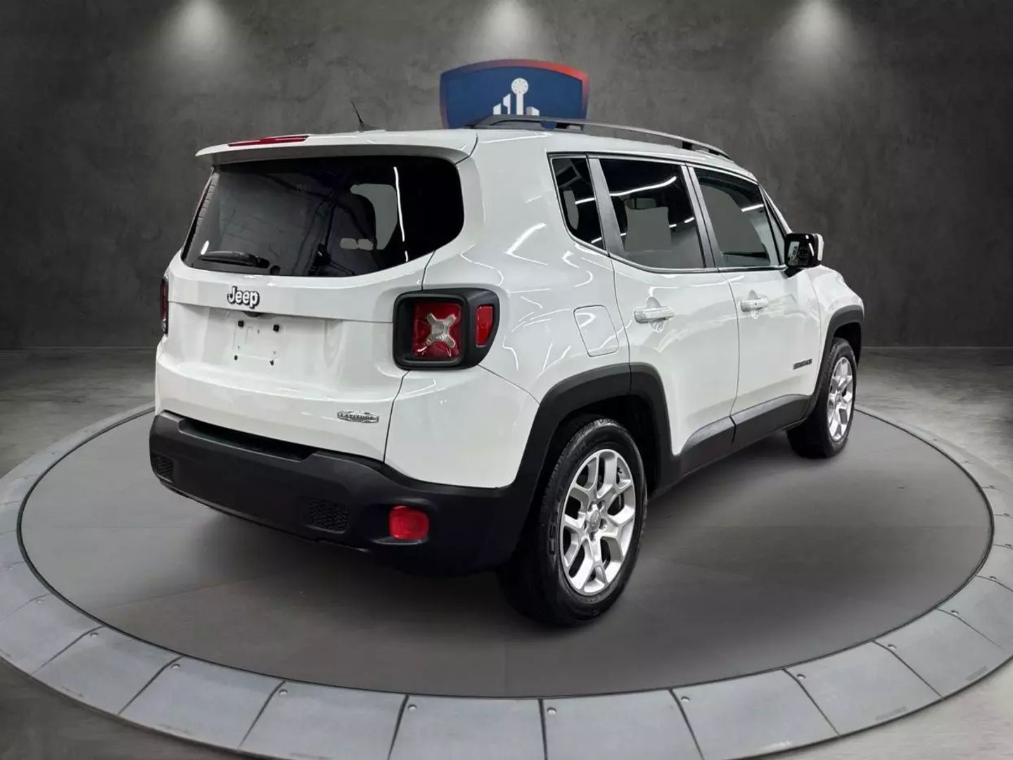 2015 Jeep Renegade - Image 5