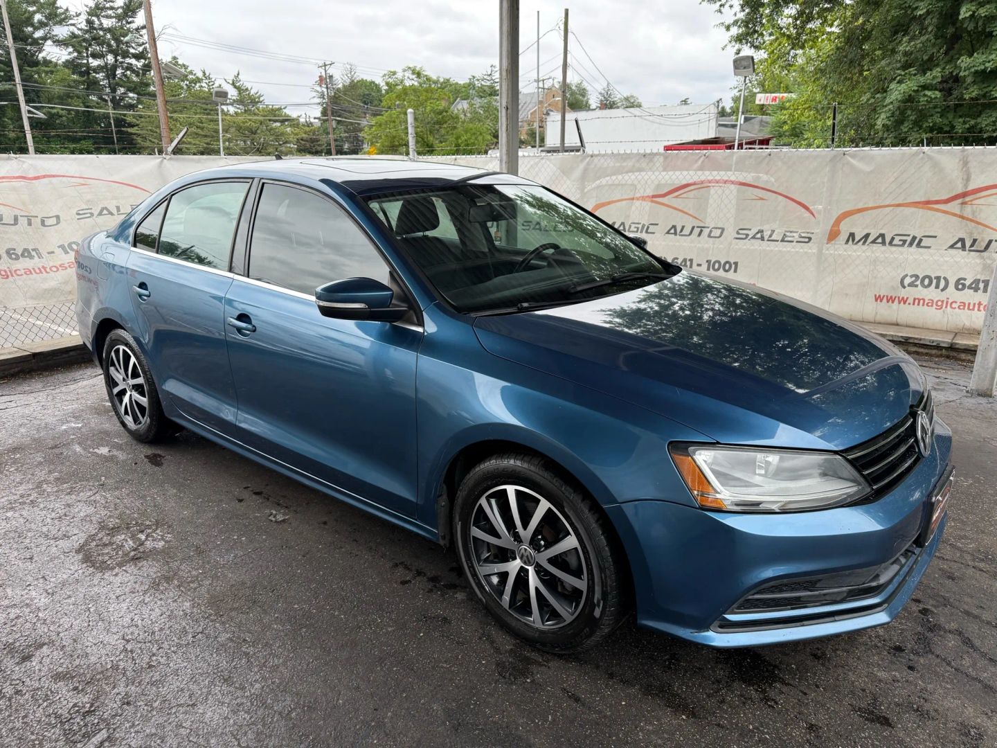 2017 Volkswagen Jetta - Image 7
