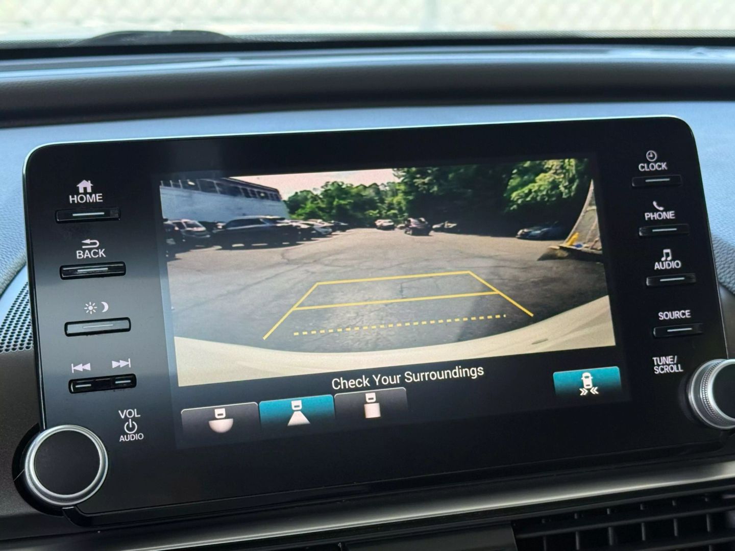 2018 Honda Accord - Image 38
