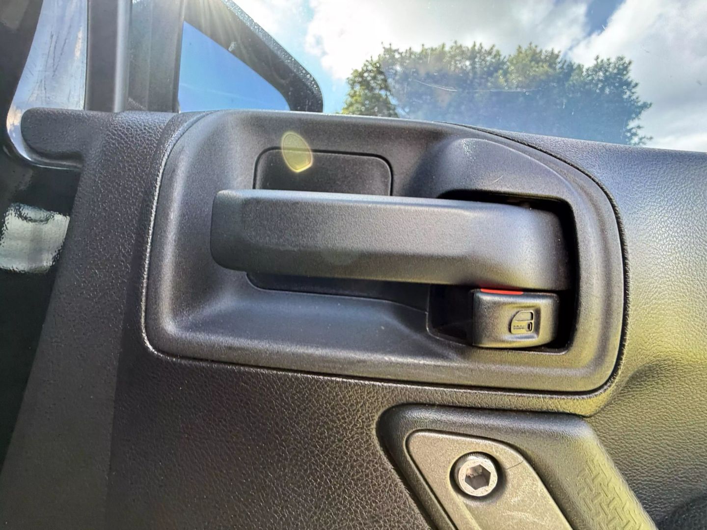 2015 Jeep Wrangler - Image 11