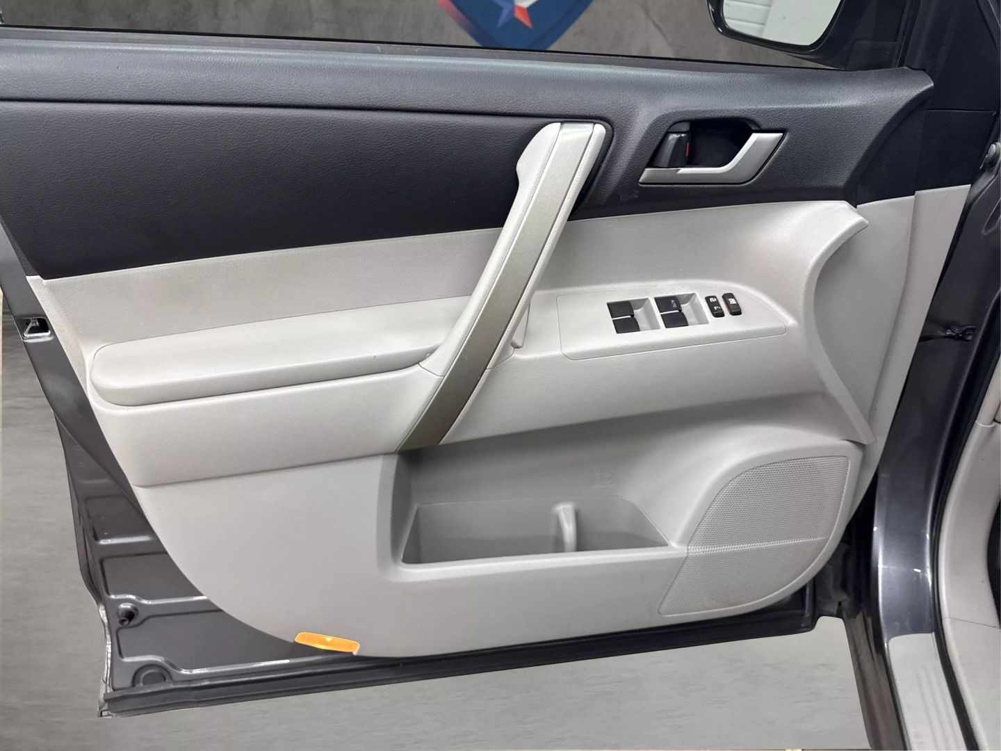 2013 Toyota Highlander - Image 36