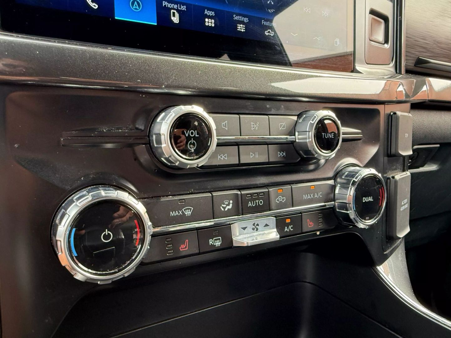 2023 Ford F150 Supercrew Cab - Image 29