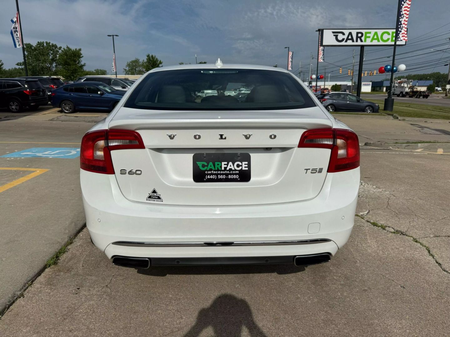 2016 Volvo S60 - Image 9