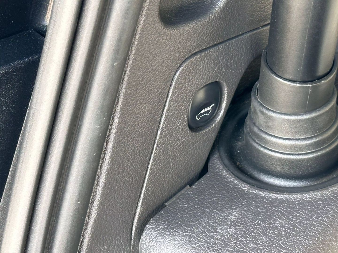 2014 Ford Flex - Image 22