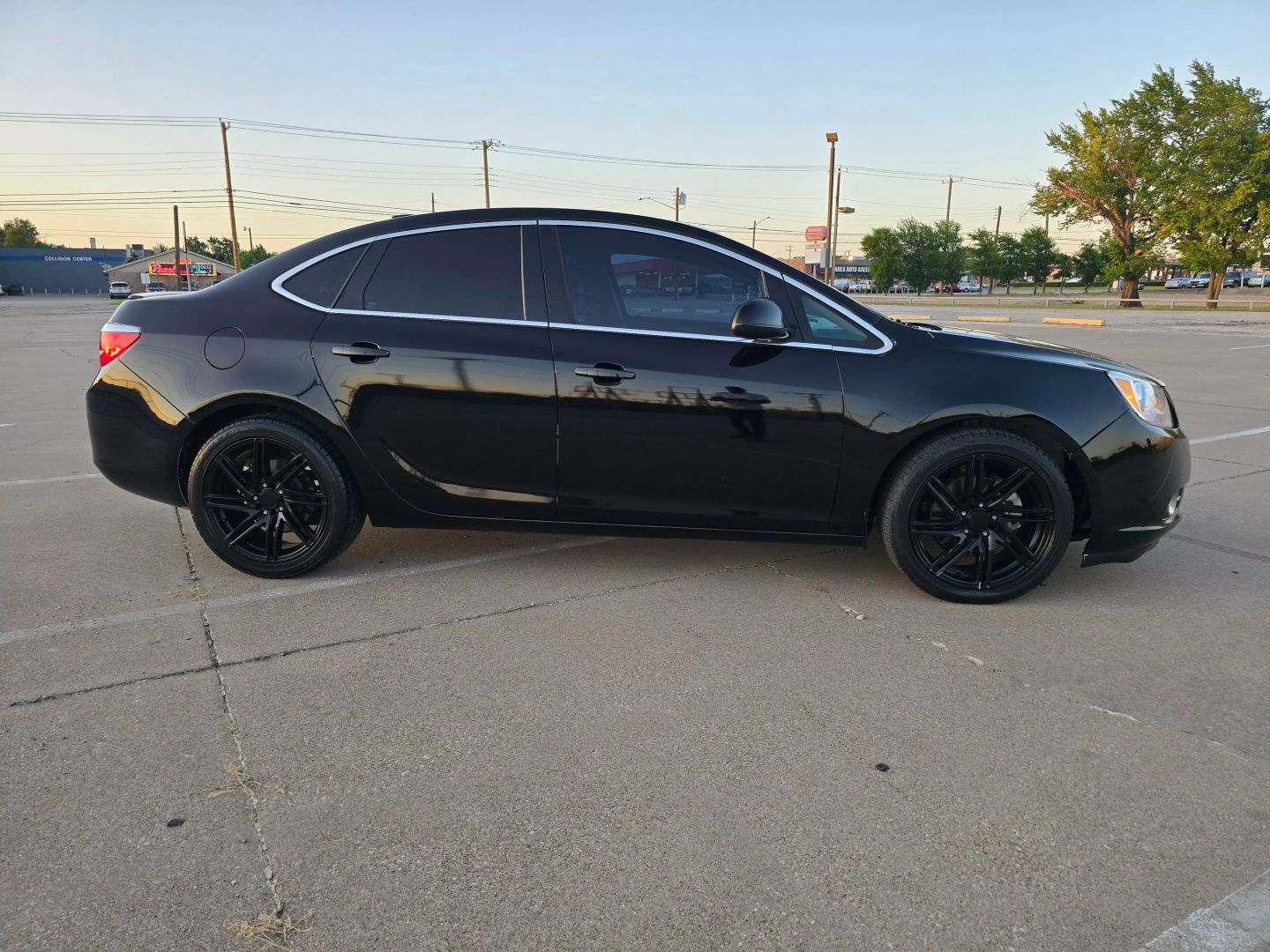 2017 Buick Verano - Image 3