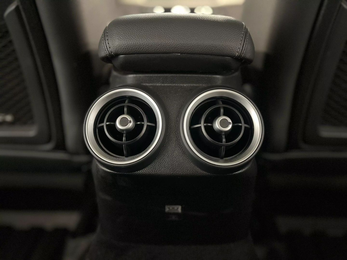 2020 Alfa Romeo Giulia Sedan 4d - Image 32