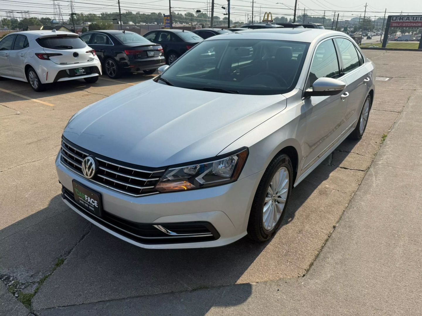 2017 Volkswagen Passat - Image 4