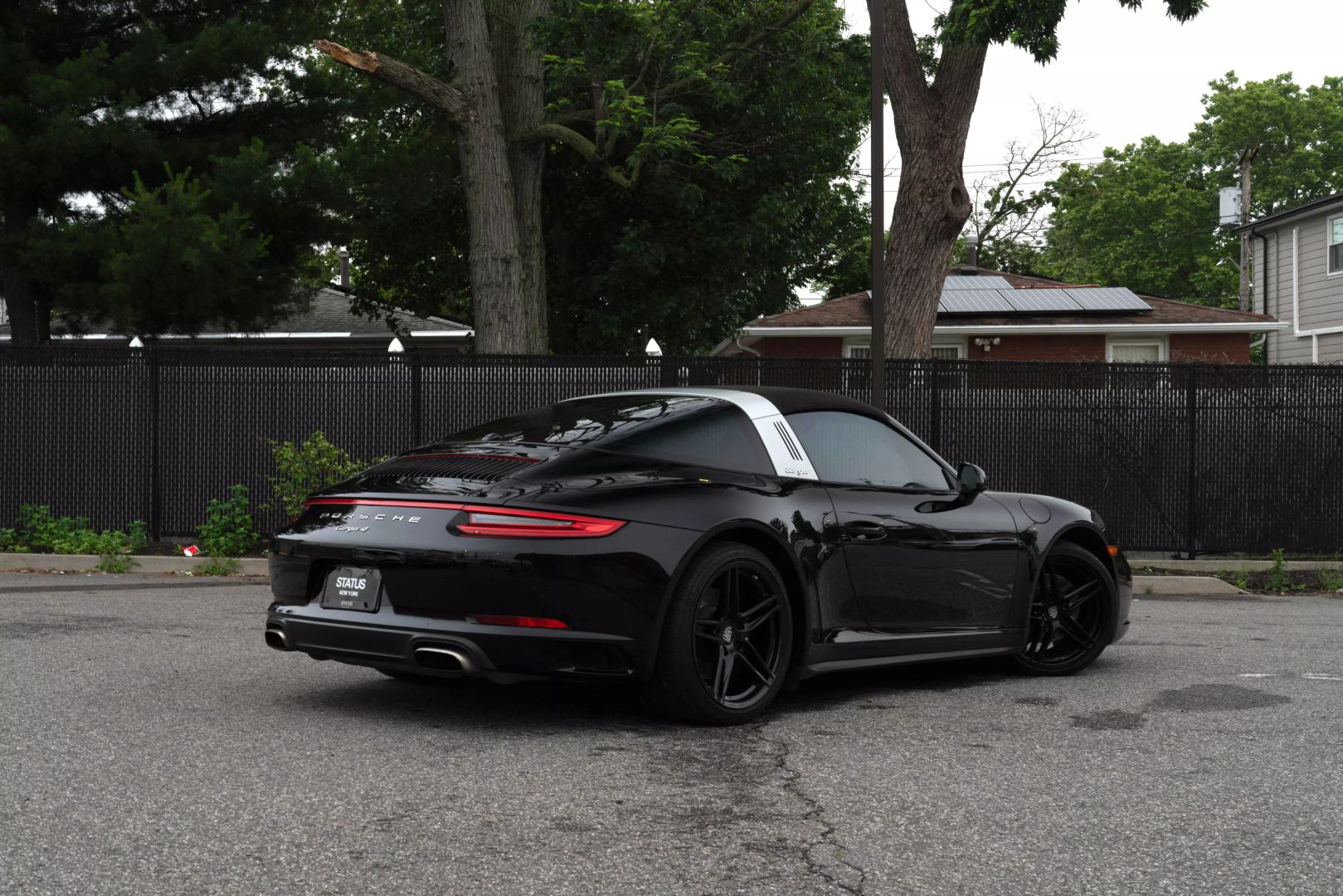 2018 Porsche 911 - Image 28