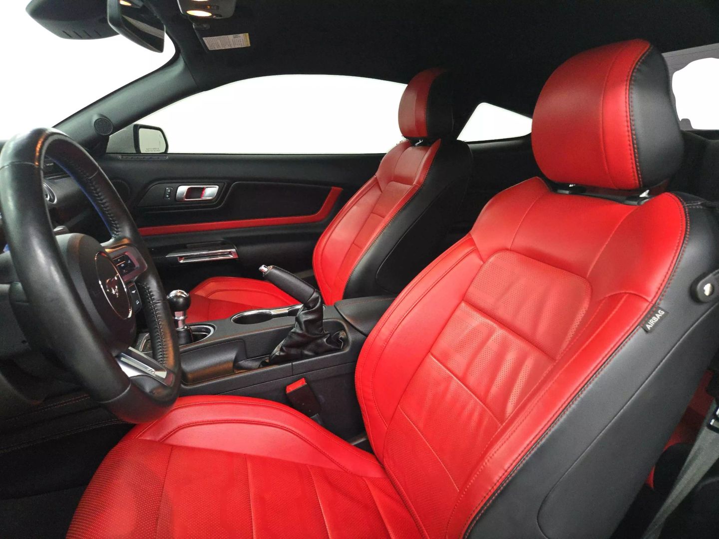 2021 Ford Mustang - Image 18