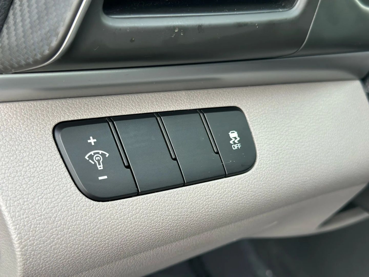 2019 HYUNDAI ELANTRA SEDAN 4-CYL, 2.0 LITER SE SEDAN 4D