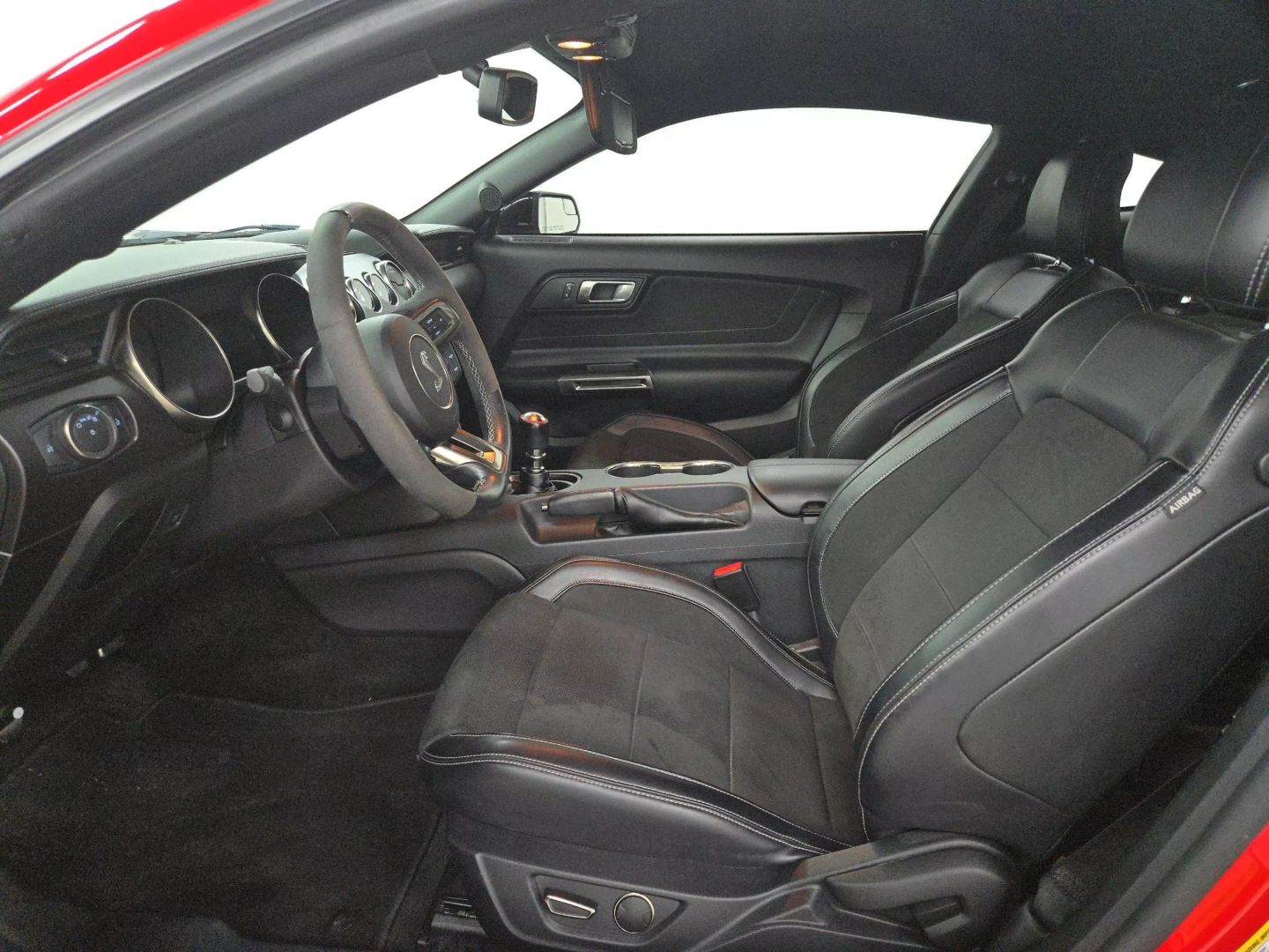 2016 Ford Mustang - Image 8