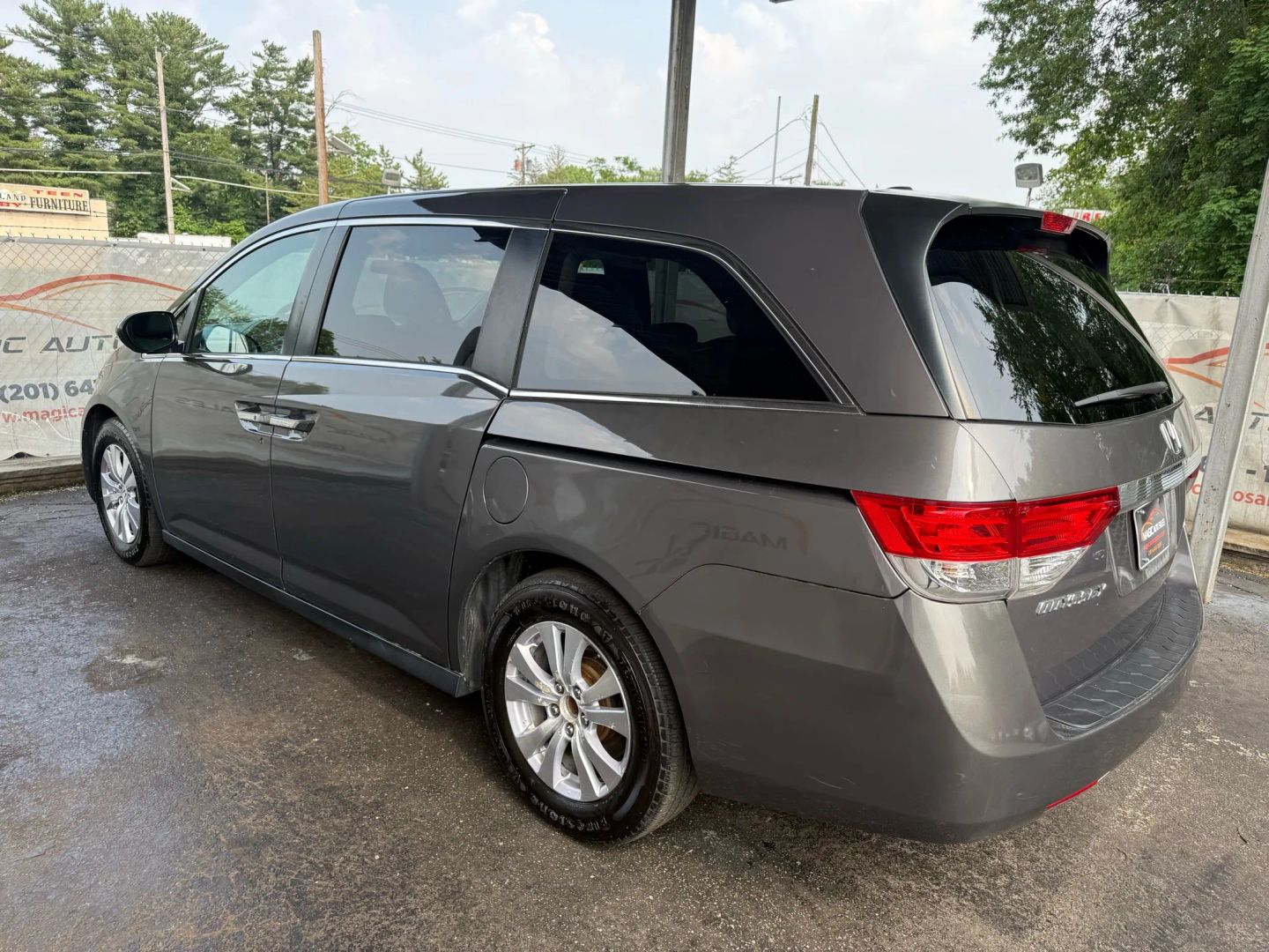 2016 Honda Odyssey - Image 12