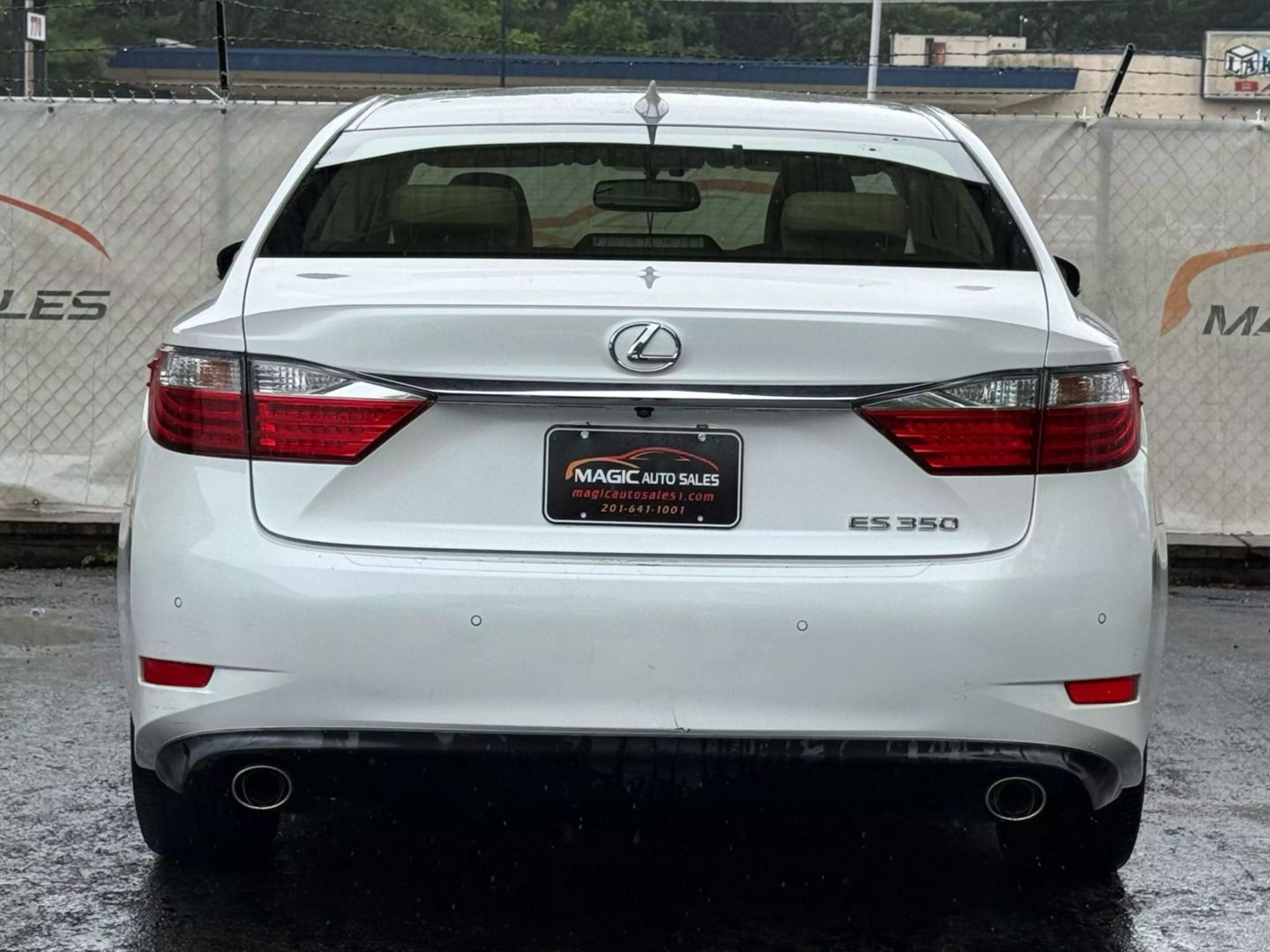 2015 Lexus Es - Image 10
