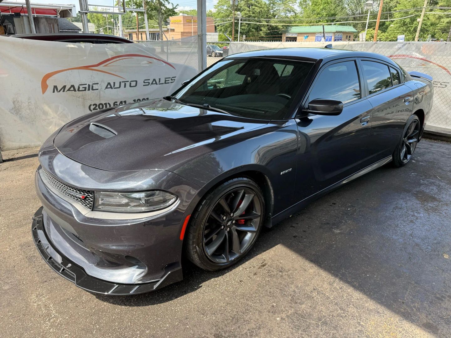 2019 Dodge Charger - Image 10