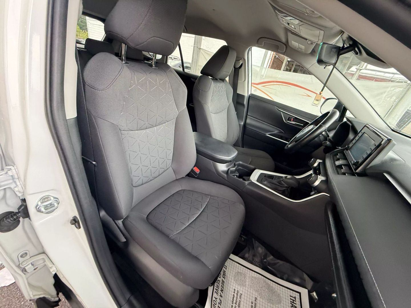 2020 Toyota Rav4 - Image 26
