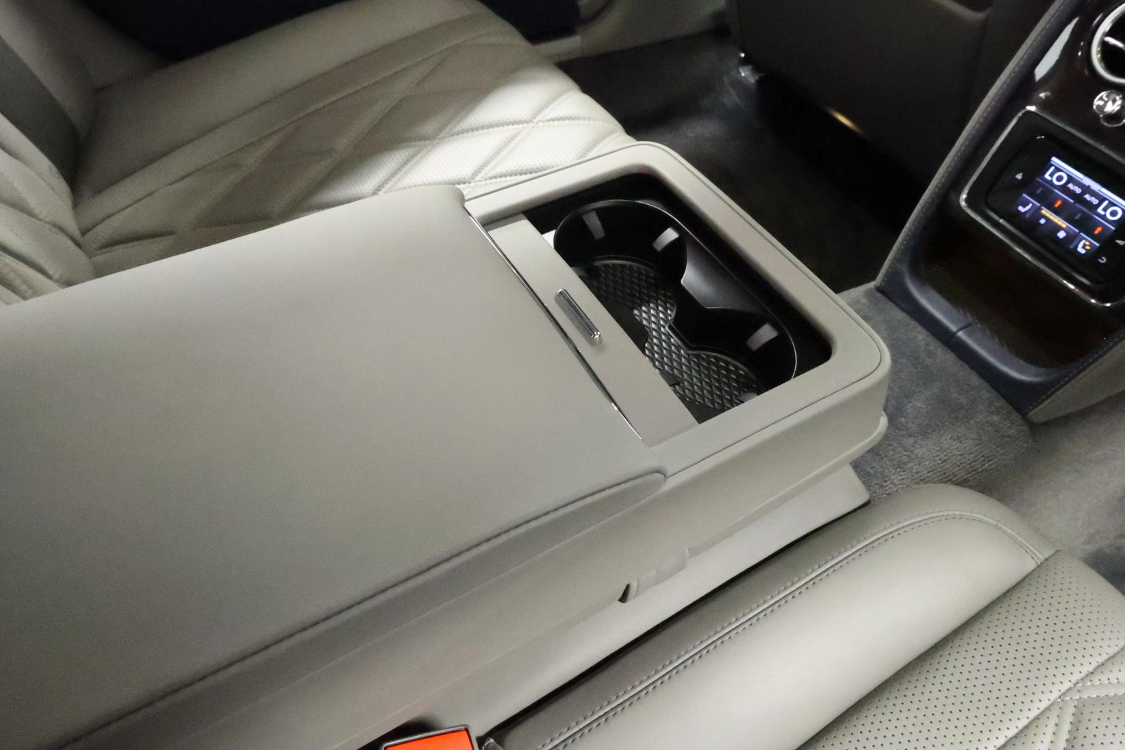 2016 Bentley Flying Spur - Image 79