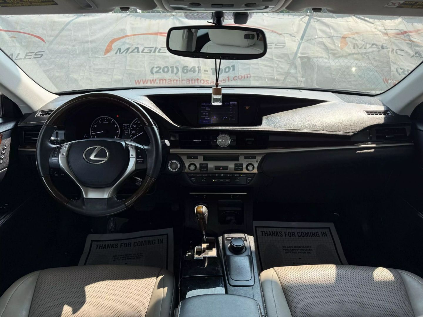 2014 Lexus Es - Image 27