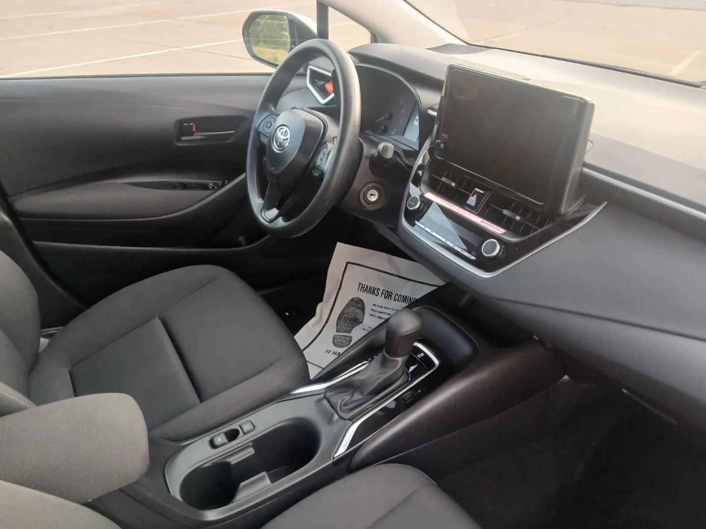 2025 Toyota Corolla - Image 15