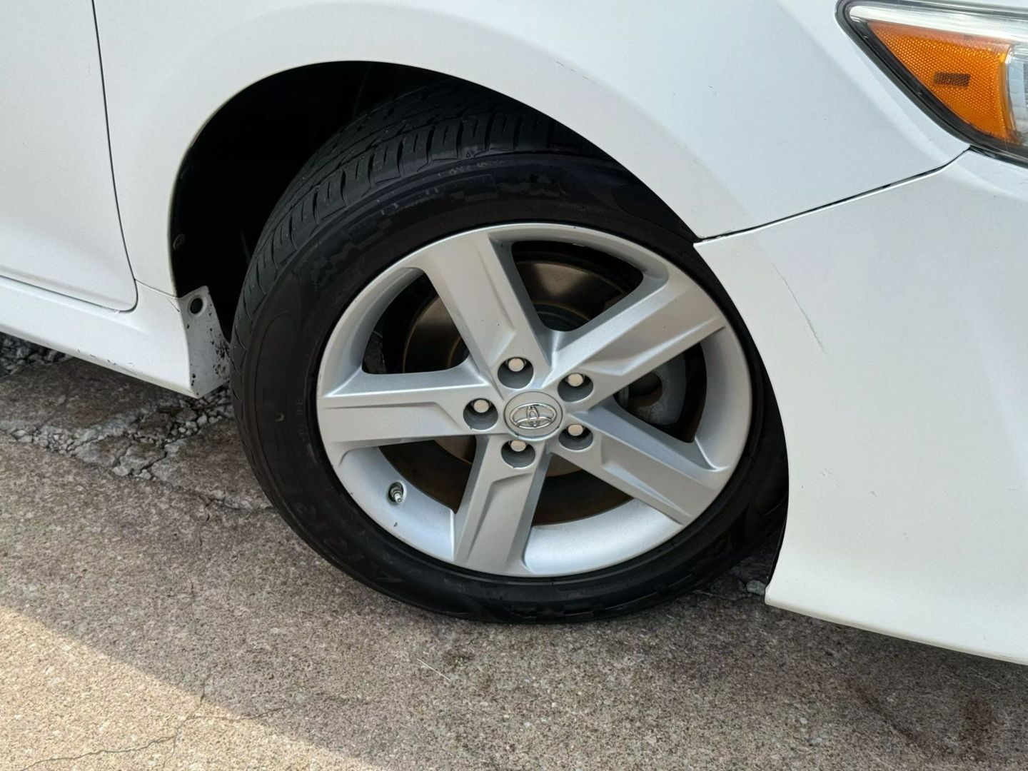 2013 Toyota Camry - Image 47