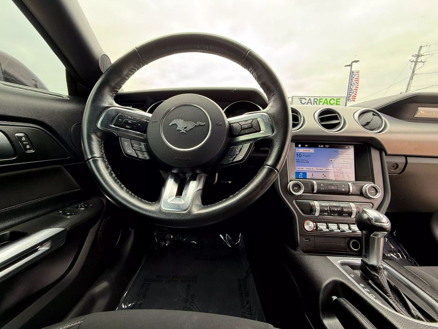 2019 Ford Mustang - Image 25