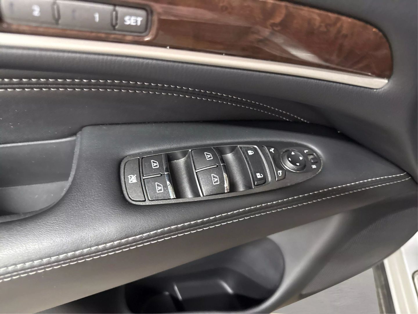 2018 Infiniti Qx60 - Image 30