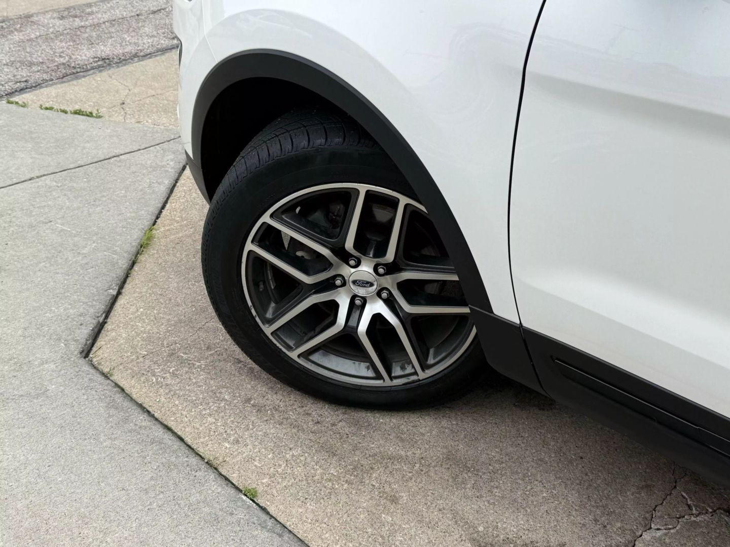2017 Ford Explorer - Image 59