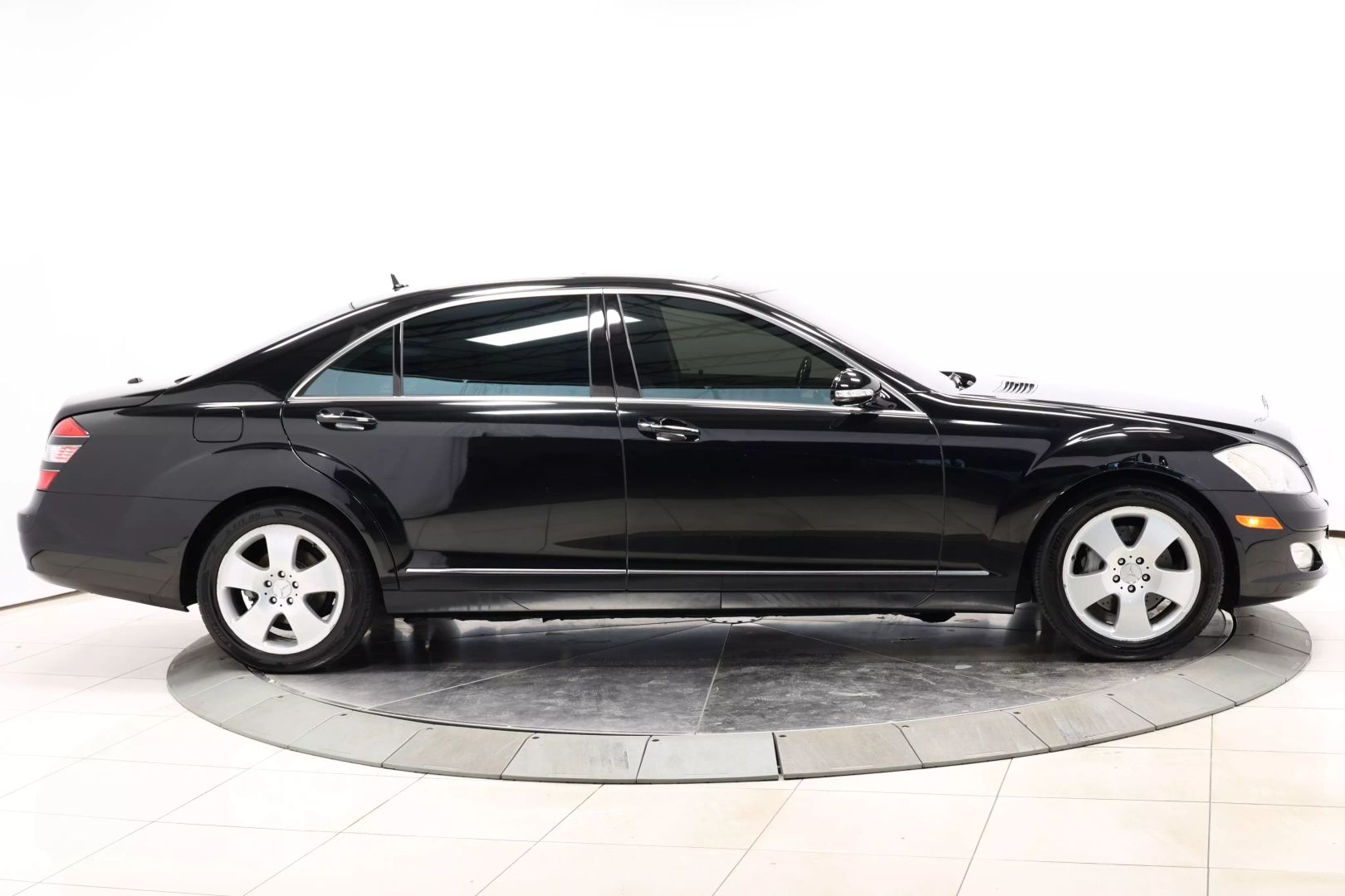 2007 Mercedes-benz S-class - Image 64