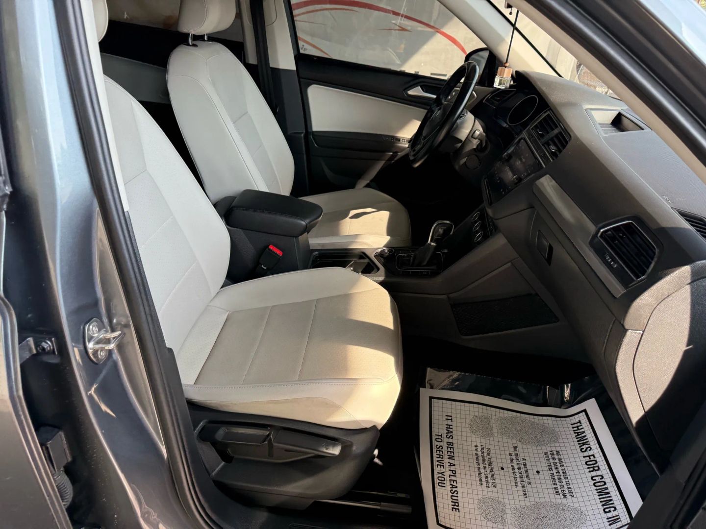 2019 Volkswagen Tiguan - Image 23