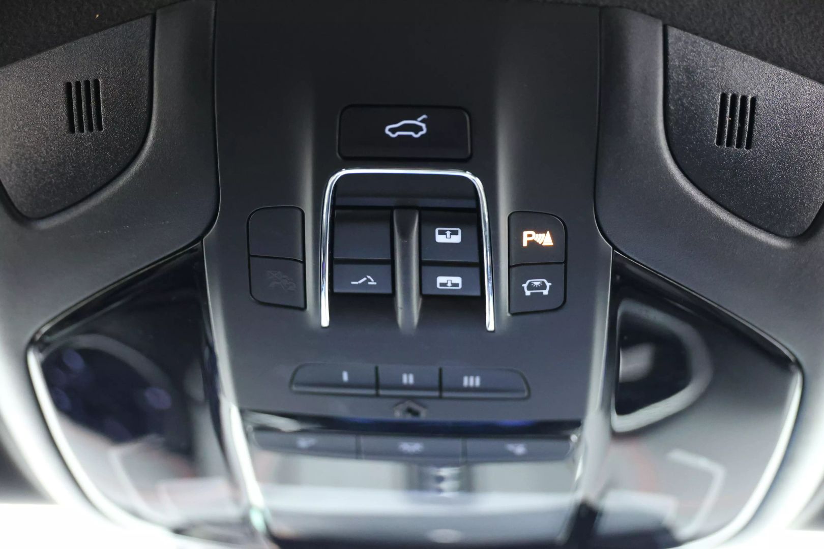 2020 Maserati Ghibli - Image 47