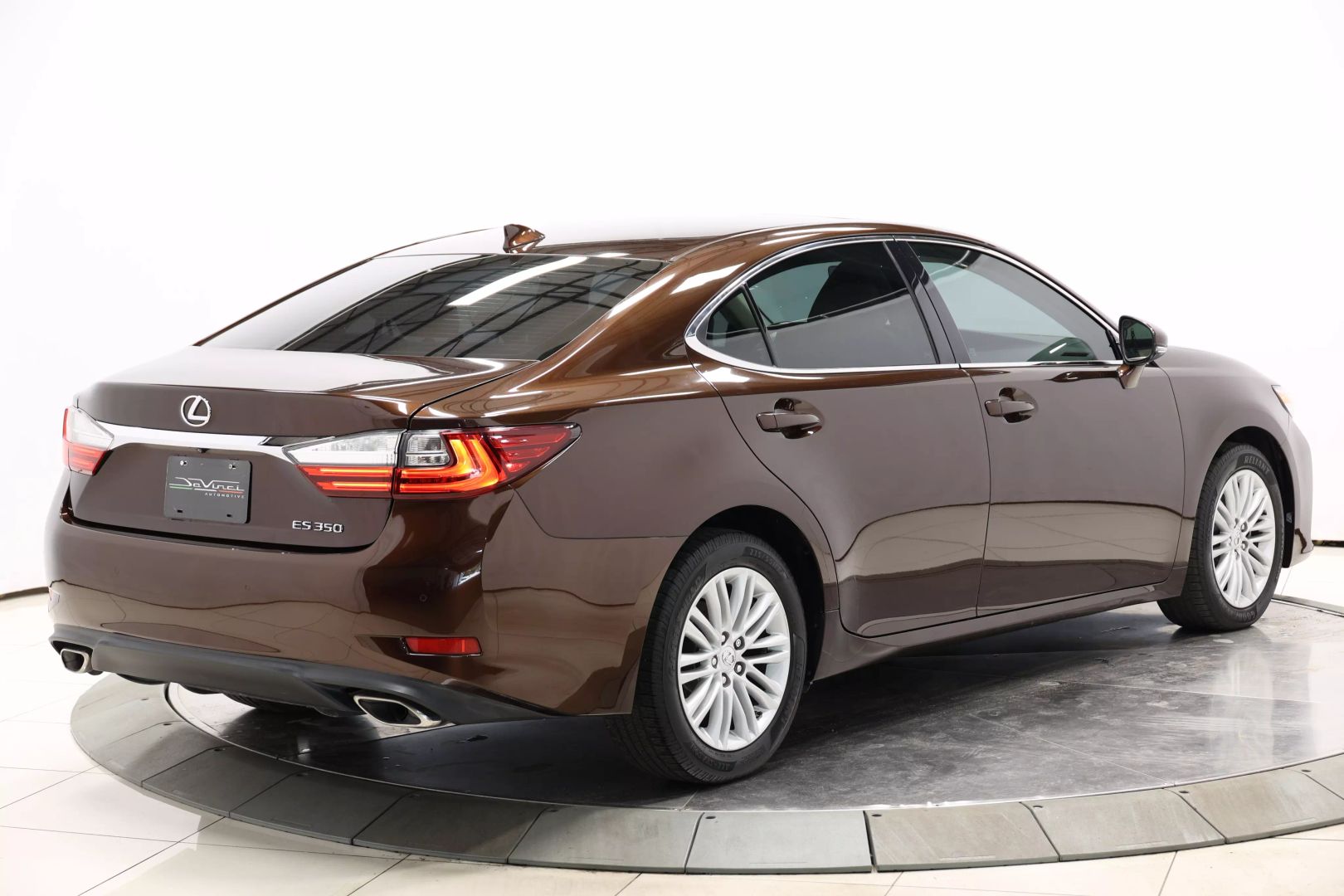 2016 Lexus Es - Image 4