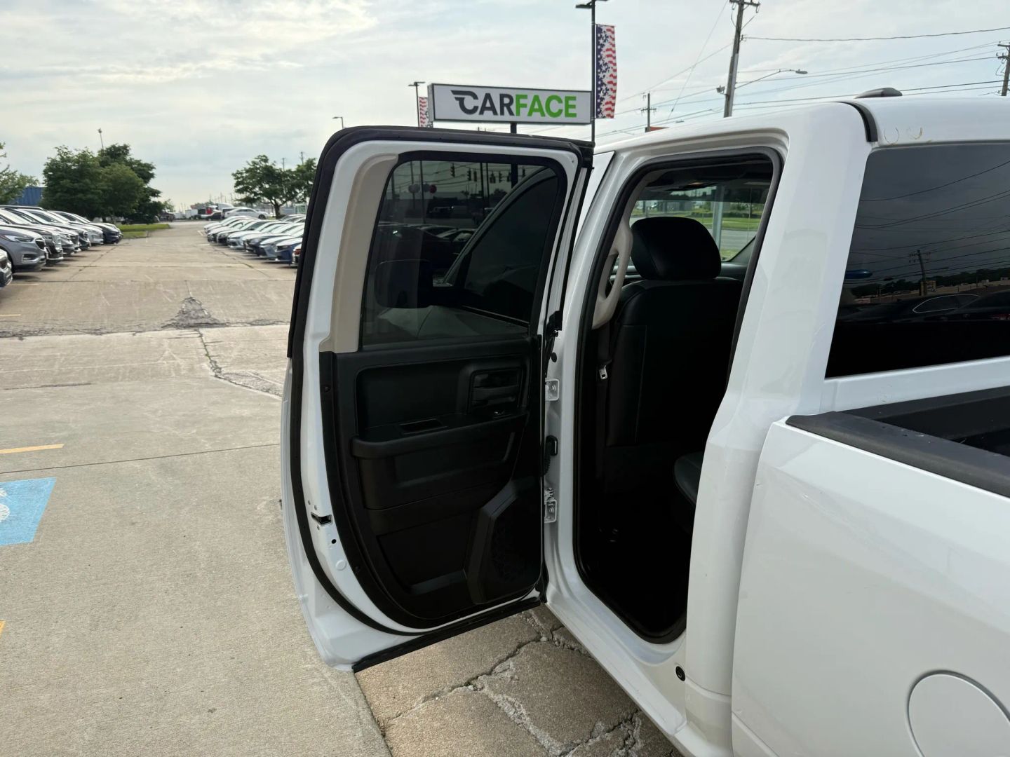 2021 Ram 1500 Classic Quad Cab - Image 18