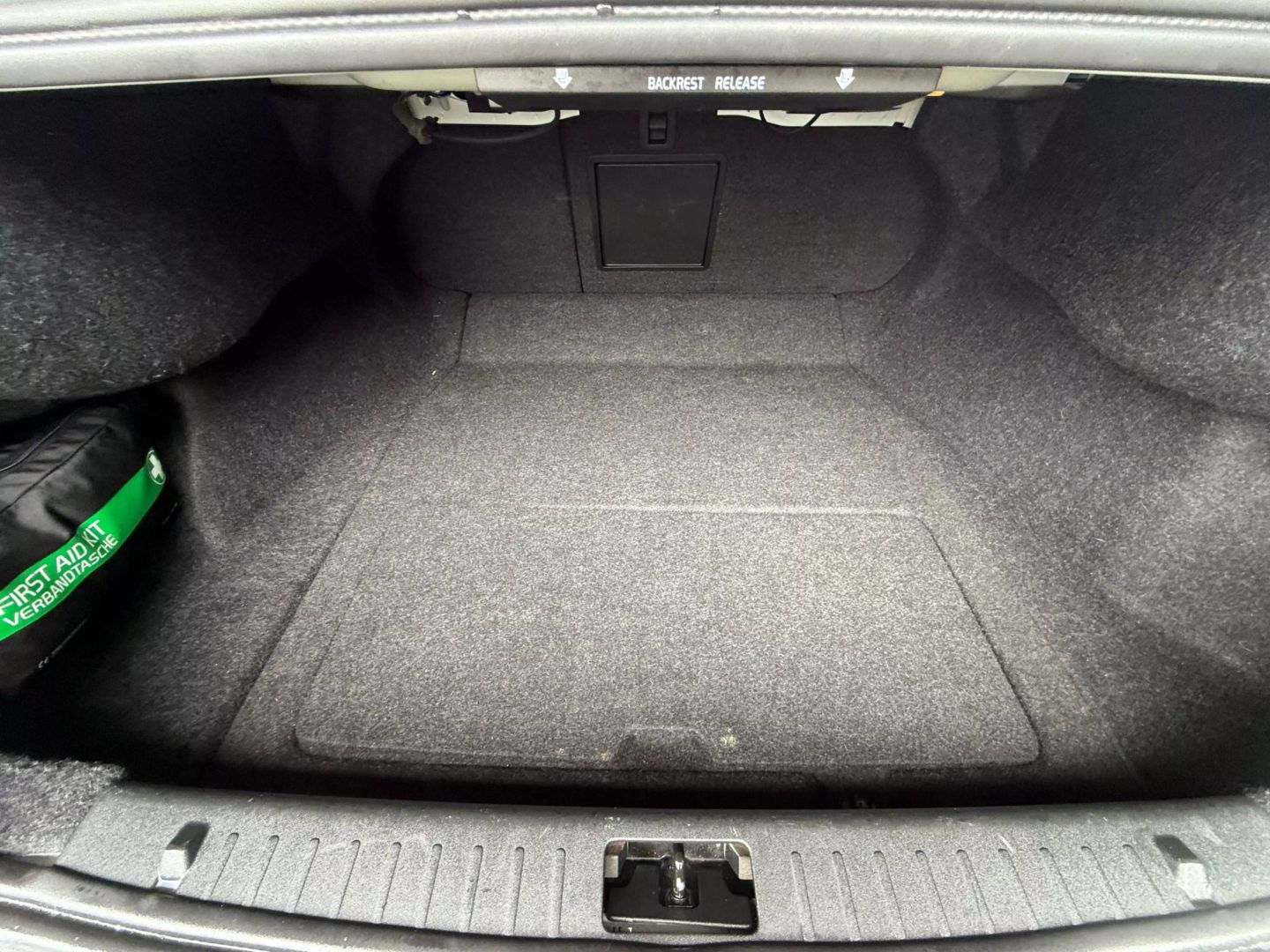 2018 Volvo S60 - Image 20