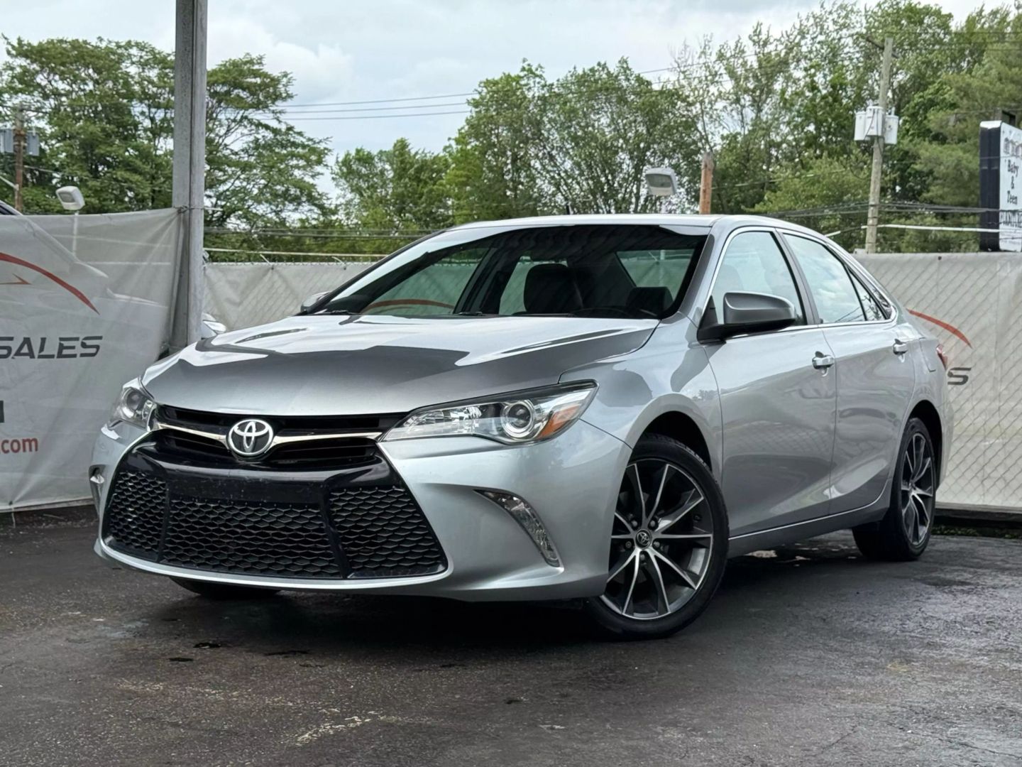 2015 Toyota Camry - Image 1
