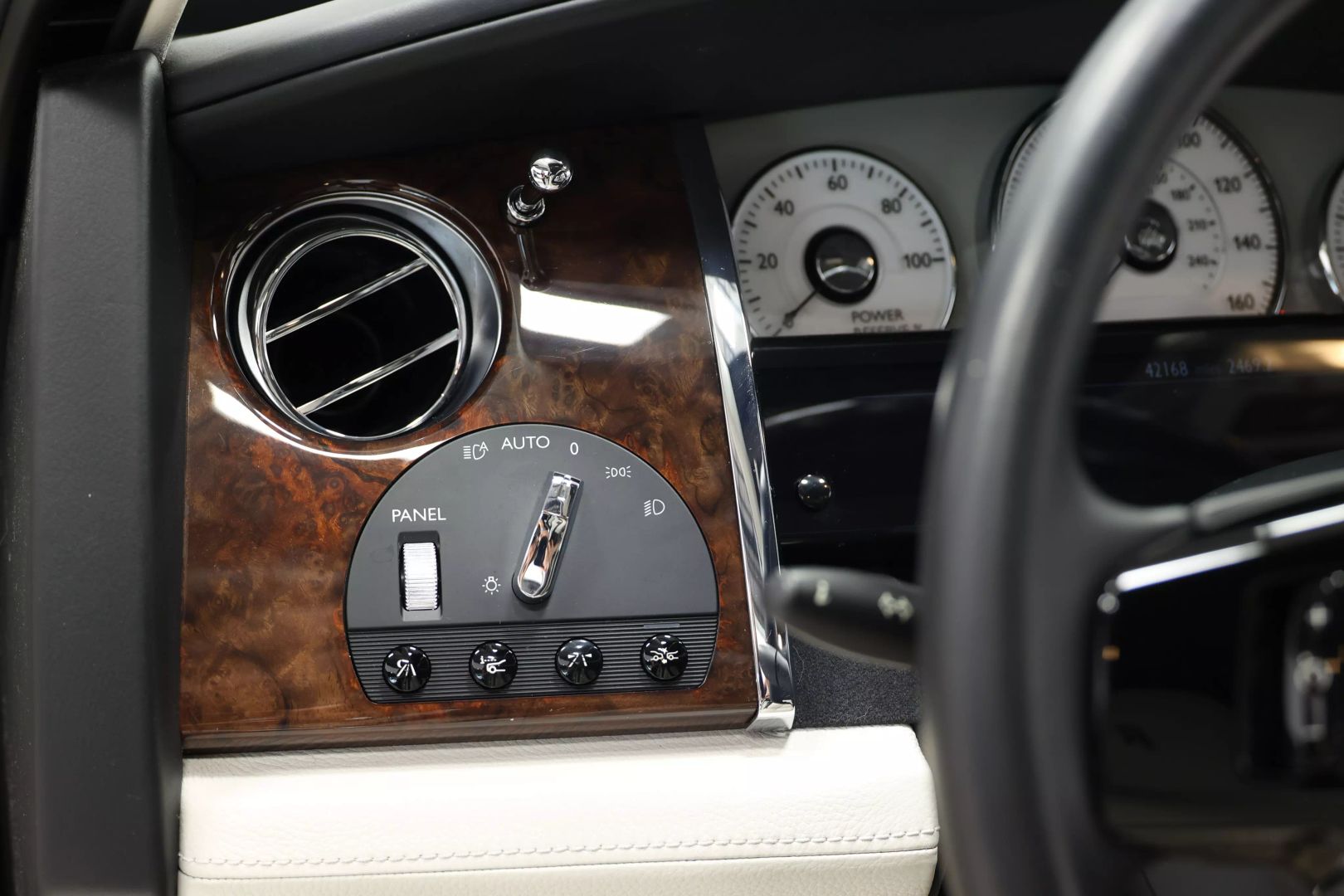 2012 Rolls-royce Ghost - Image 20
