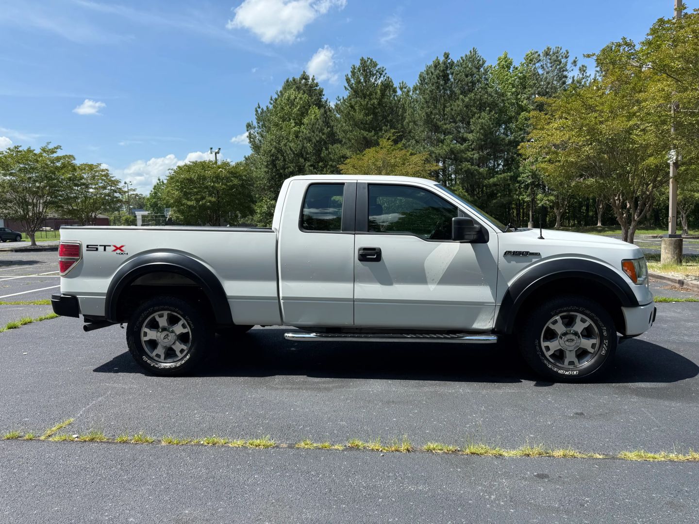 2010 Ford F150 Super Cab - Image 4