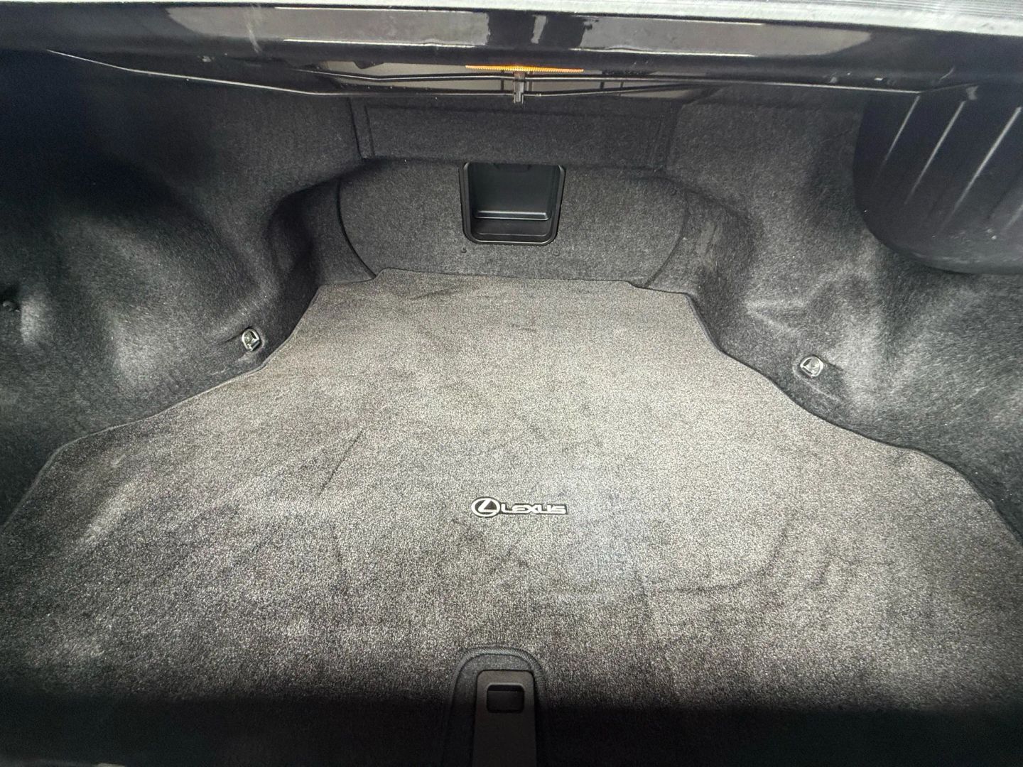 2016 Lexus Es - Image 20